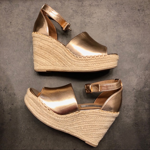 Steve Madden Shoes - Steve Madden Jaylen Rose Gold Wedges 6.5
